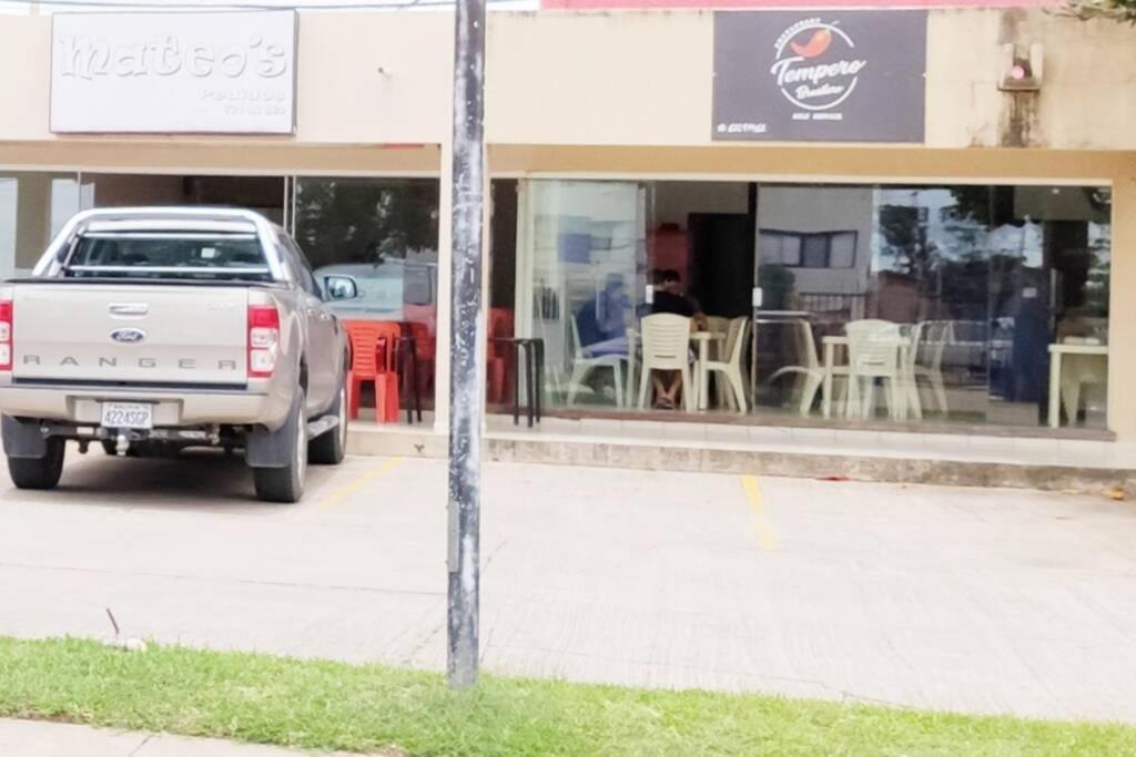 圣克鲁斯Mi Casa, Su Casa - Moderno Y Chic.别墅 外观 照片